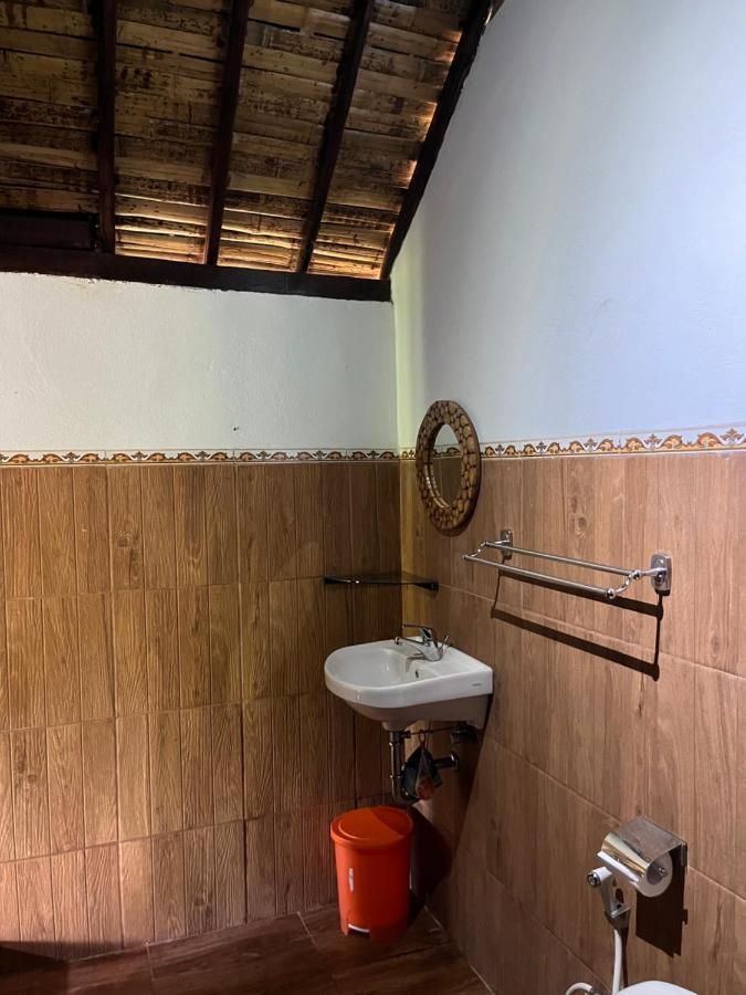Holy Hills Bungalow Nusa Penida Batumadeg Exterior foto
